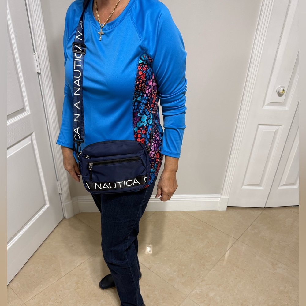Náutica Nylon Bean Crossbody / Belt Bags with adjustable shoulder straps . New - Picture 14 of 14